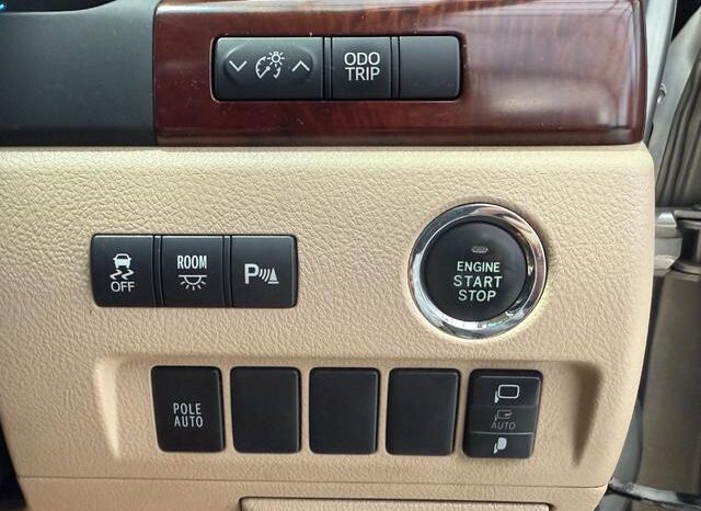 
								TOYOTA VELLFIRE 2008 full									