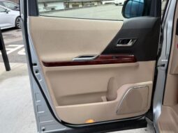 
										TOYOTA VELLFIRE 2008 full									