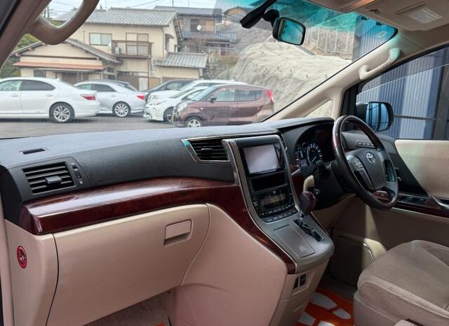 
								TOYOTA VELLFIRE 2008 full									