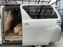 
										TOYOTA VELLFIRE 2008 full									