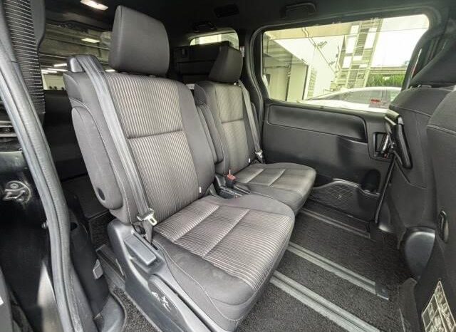 
								TOYOTA VOXY 2018 full									