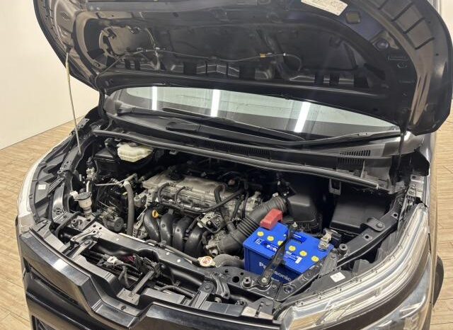 
								TOYOTA VOXY 2018 full									