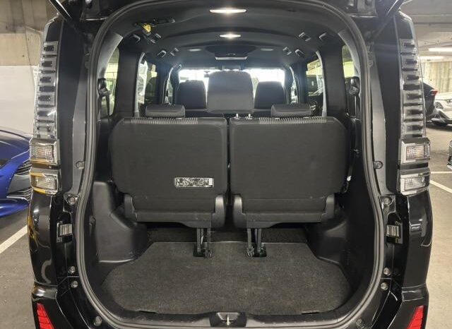 
								TOYOTA VOXY 2018 full									