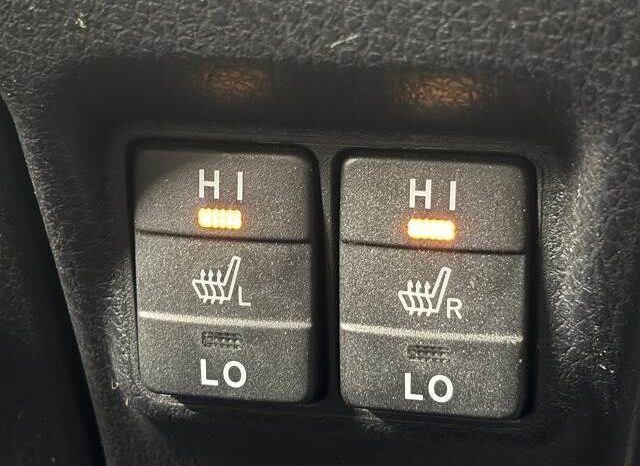 
								TOYOTA VOXY 2018 full									