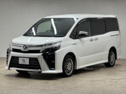 
										TOYOTA VOXY 2018 full									