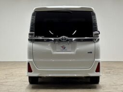 
										TOYOTA VOXY 2018 full									