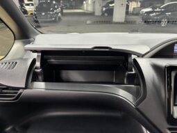 
										TOYOTA VOXY 2018 full									