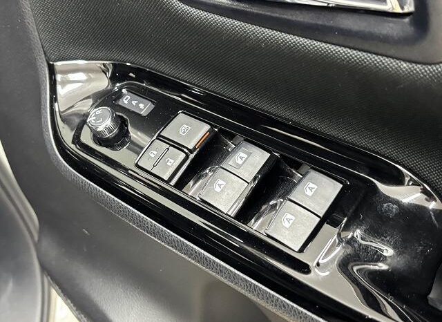 
								TOYOTA VOXY 2018 full									