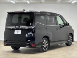 
										TOYOTA VOXY 2024 full									