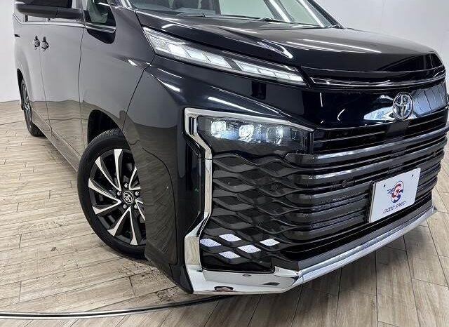 
								TOYOTA VOXY 2024 full									