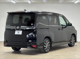 
										TOYOTA VOXY 2024 full									