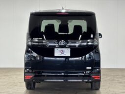 
										TOYOTA VOXY 2024 full									