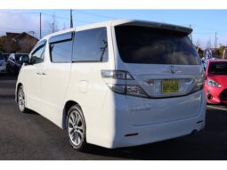 
										TOYOTA VELLFIRE 2011 full									