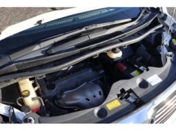 
										TOYOTA VELLFIRE 2011 full									