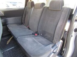 
										TOYOTA VOXY 2012 full									