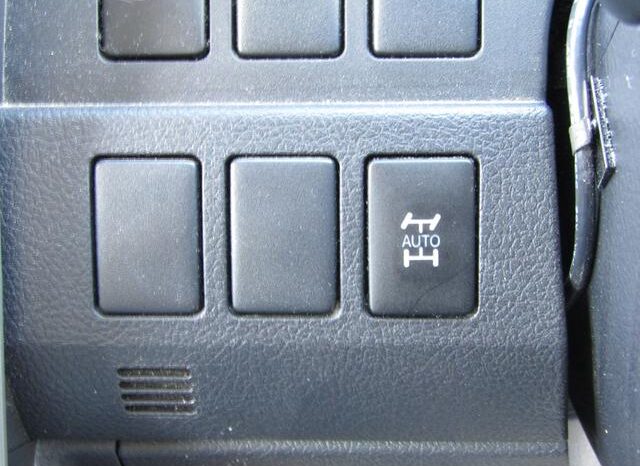 
								TOYOTA VOXY 2012 full									