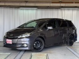 TOYOTA WISH 2015