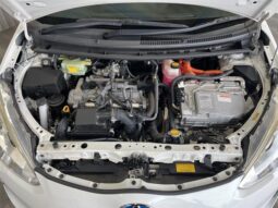 
										TOYOTA AQUA 2015 full									