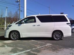 
										TOYOTA VELLFIRE 2010 full									