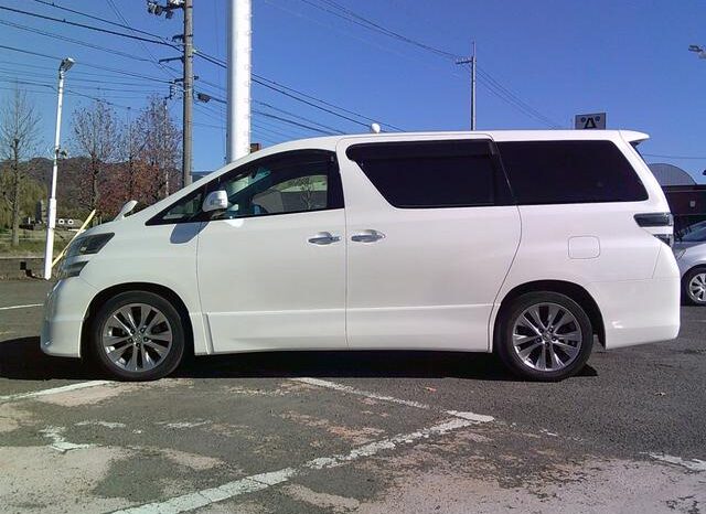 
								TOYOTA VELLFIRE 2010 full									
