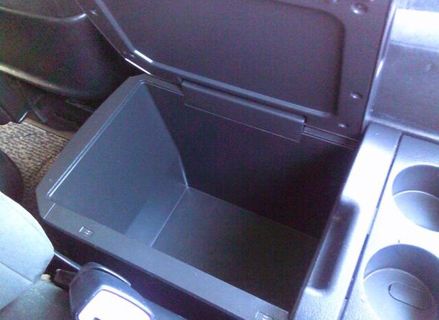 
								TOYOTA VELLFIRE 2010 full									