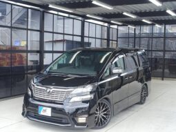 
										TOYOTA VELLFIRE 2011 full									