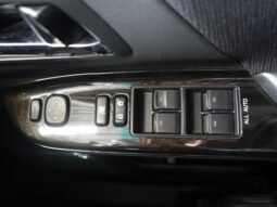 
										TOYOTA VELLFIRE 2011 full									