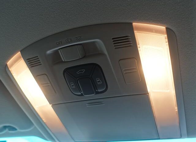 
								TOYOTA VELLFIRE 2011 full									