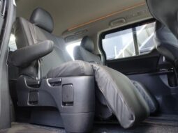 
										TOYOTA VELLFIRE 2011 full									