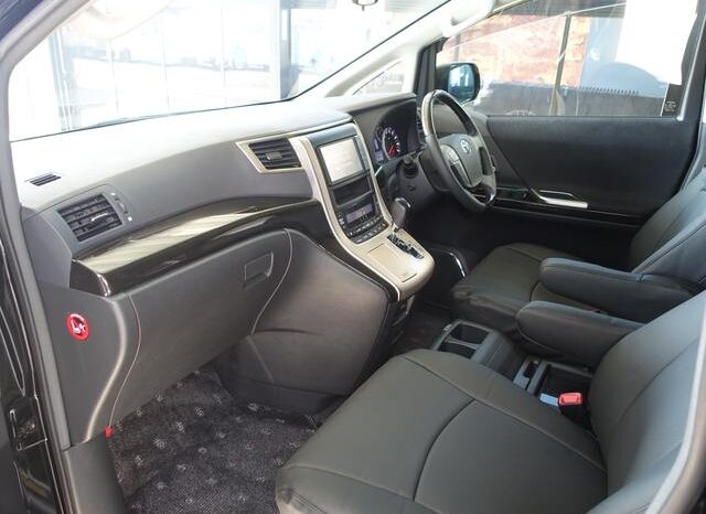 
								TOYOTA VELLFIRE 2011 full									