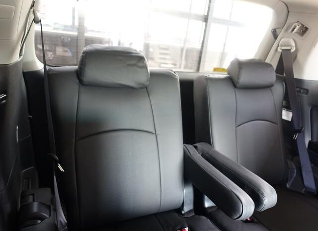 
								TOYOTA VELLFIRE 2011 full									