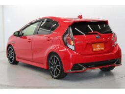 
										TOYOTA AQUA 2015 full									