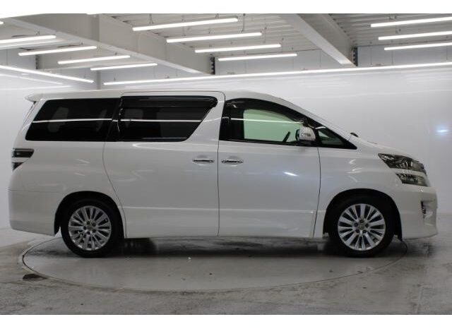 
								TOYOTA VELLFIRE 2012 full									