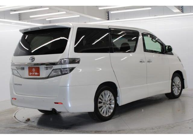 
								TOYOTA VELLFIRE 2012 full									