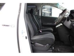 
										TOYOTA VELLFIRE 2012 full									