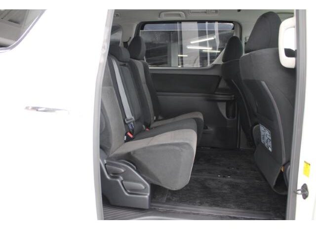 
								TOYOTA VELLFIRE 2012 full									