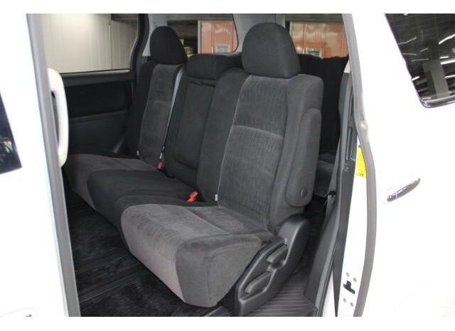 
								TOYOTA VELLFIRE 2012 full									