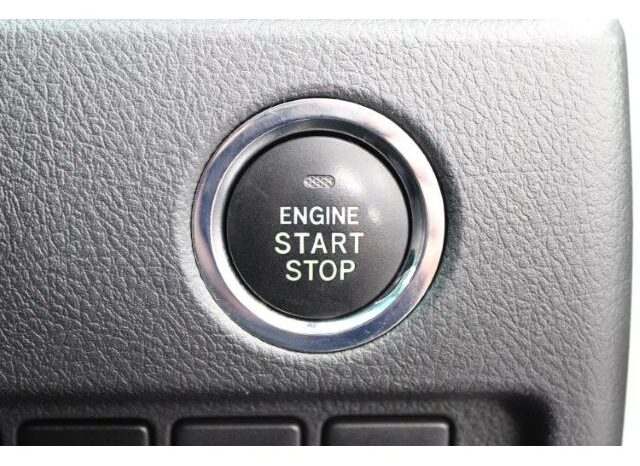 
								TOYOTA VELLFIRE 2012 full									