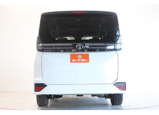 
								TOYOTA VOXY 2024 full									
