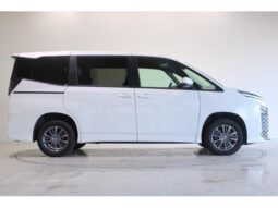 
										TOYOTA VOXY 2024 full									