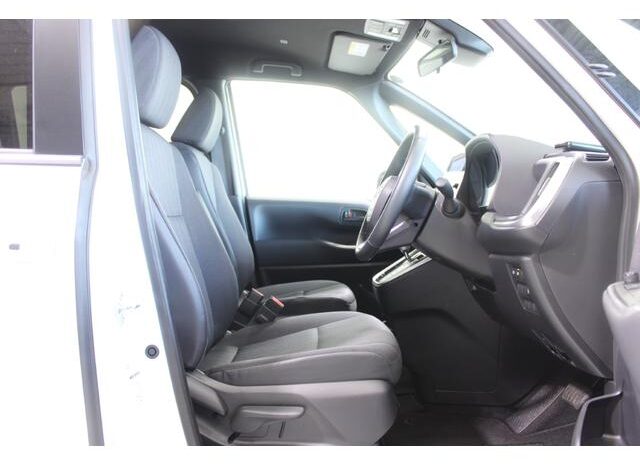 
								TOYOTA VOXY 2024 full									