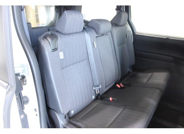 
								TOYOTA VOXY 2024 full									