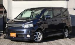 TOYOTA VOVY 2008
