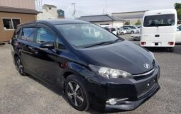 TOYOTA WISH 2016