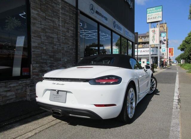 
								PORSCHE 718 BOSXTER full									