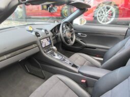 
										PORSCHE 718 BOSXTER full									