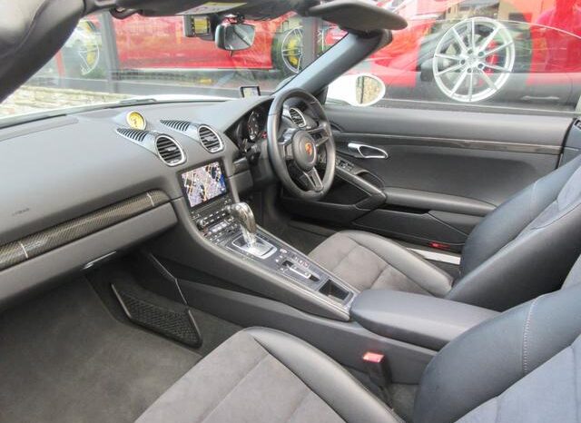
								PORSCHE 718 BOSXTER full									