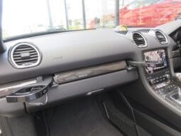 
										PORSCHE 718 BOSXTER full									