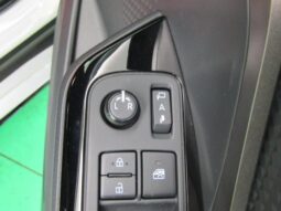 
										TOYOTA C-HR 2023 full									