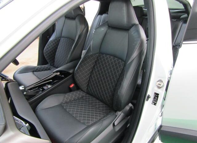 
								TOYOTA C-HR 2023 full									